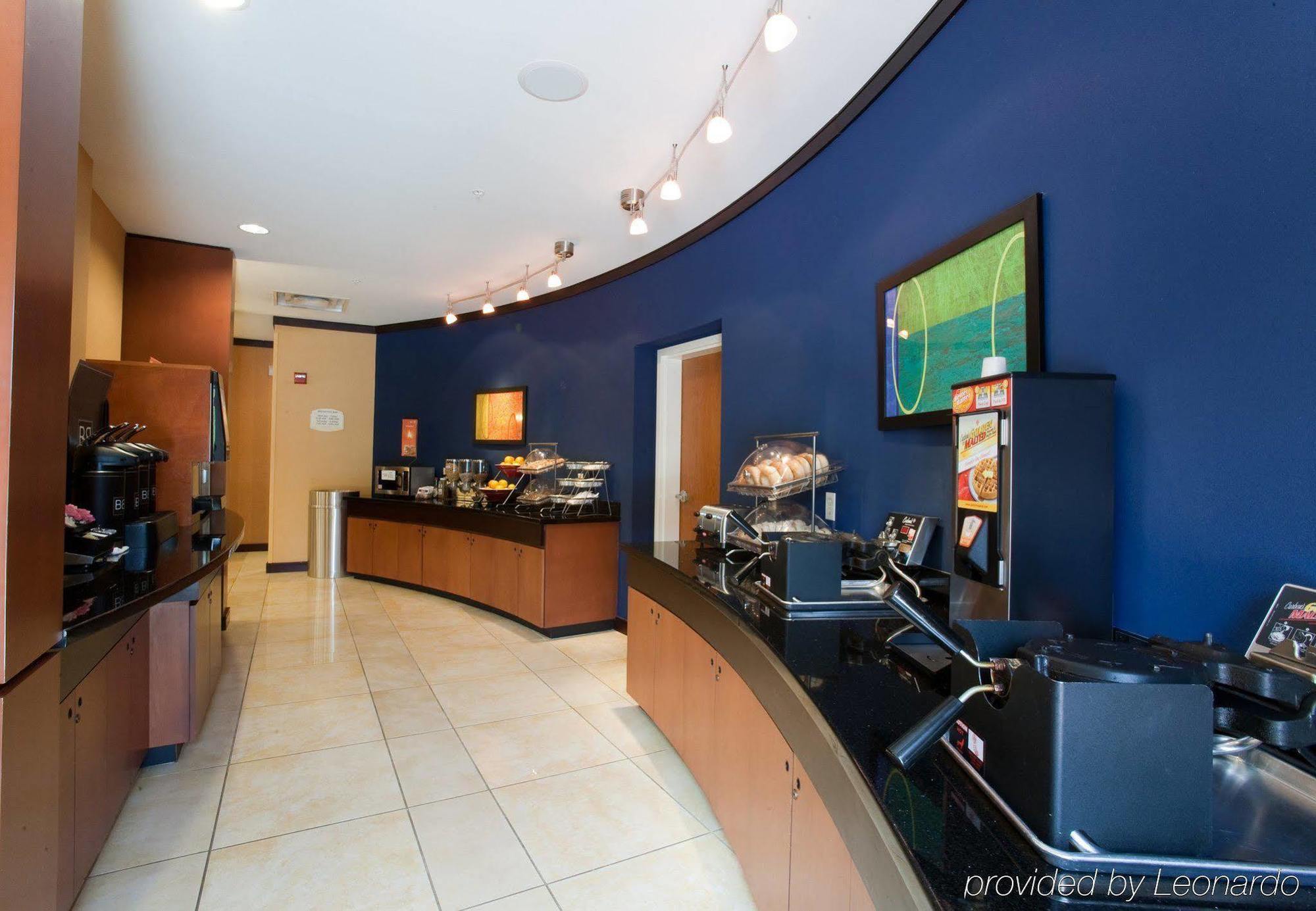Fairfield Inn & Suites By Marriott Houston Conroe Restaurant bilde